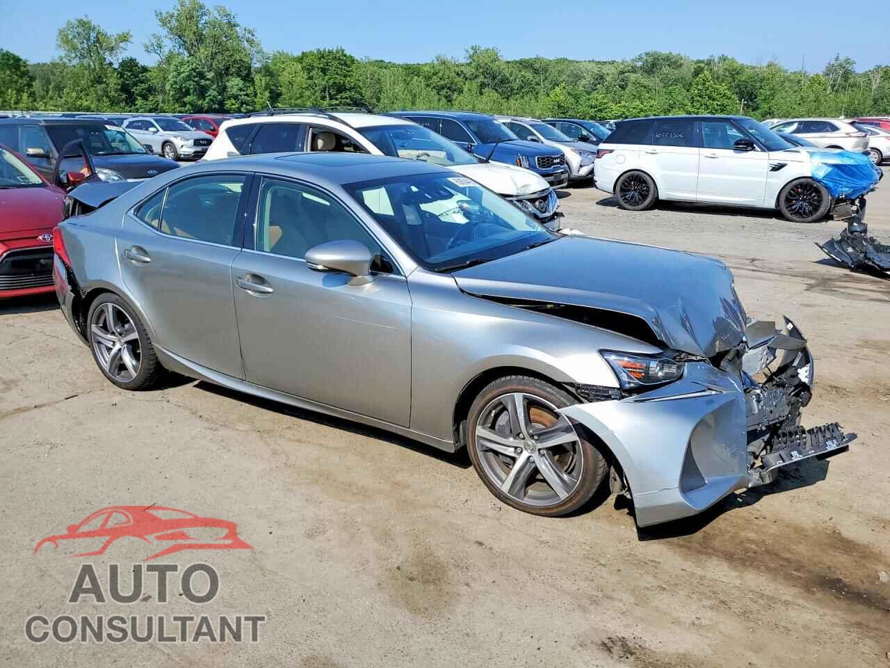 LEXUS IS 2018 - JTHC81D28J5028042