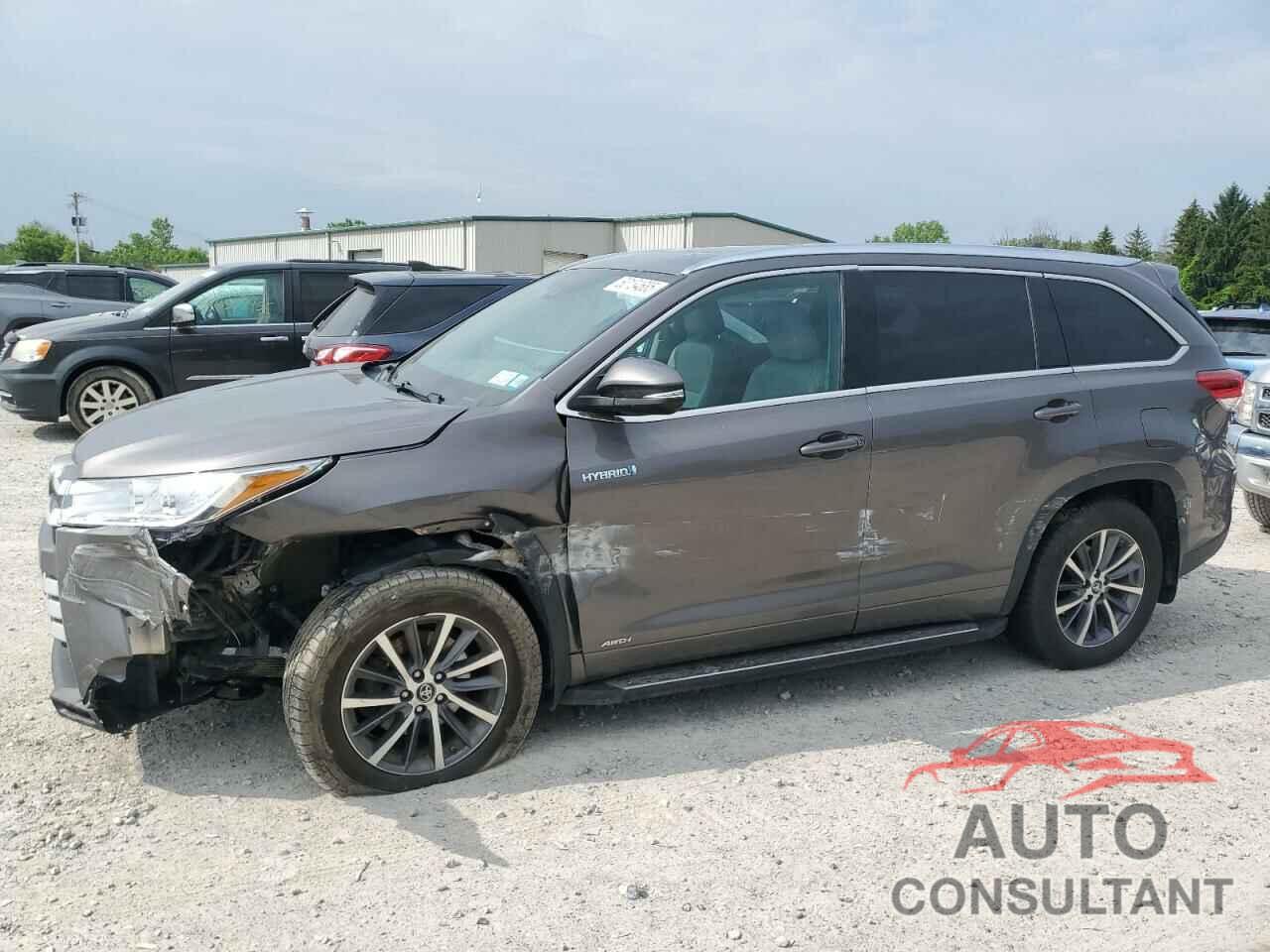 TOYOTA HIGHLANDER 2018 - 5TDJGRFHXJS048539