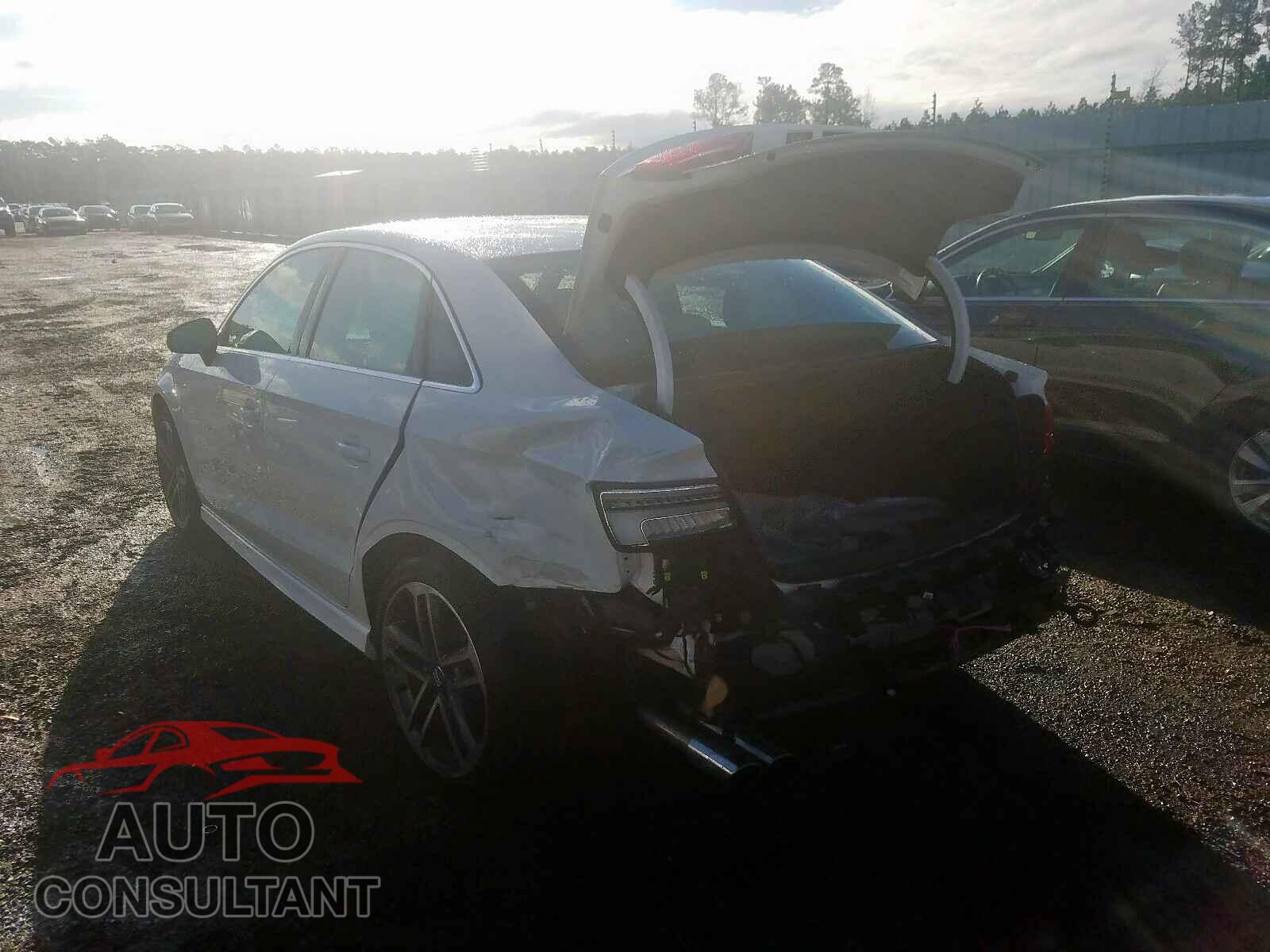 AUDI A3 2019 - WAUGUGFF6K1008895