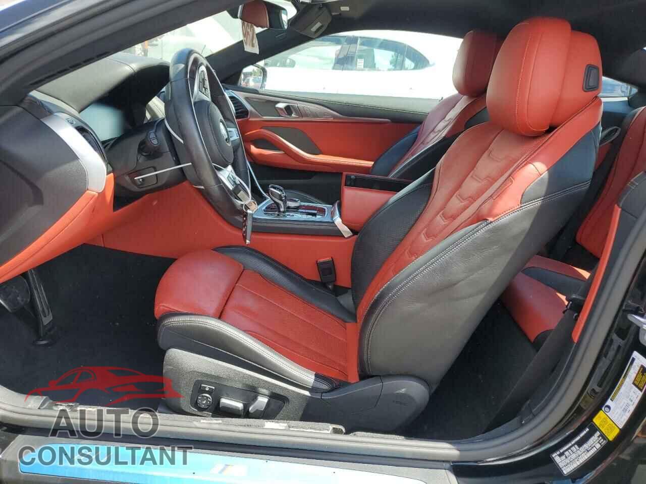 BMW 8 SERIES 2023 - WBAAE2C03PCM08947