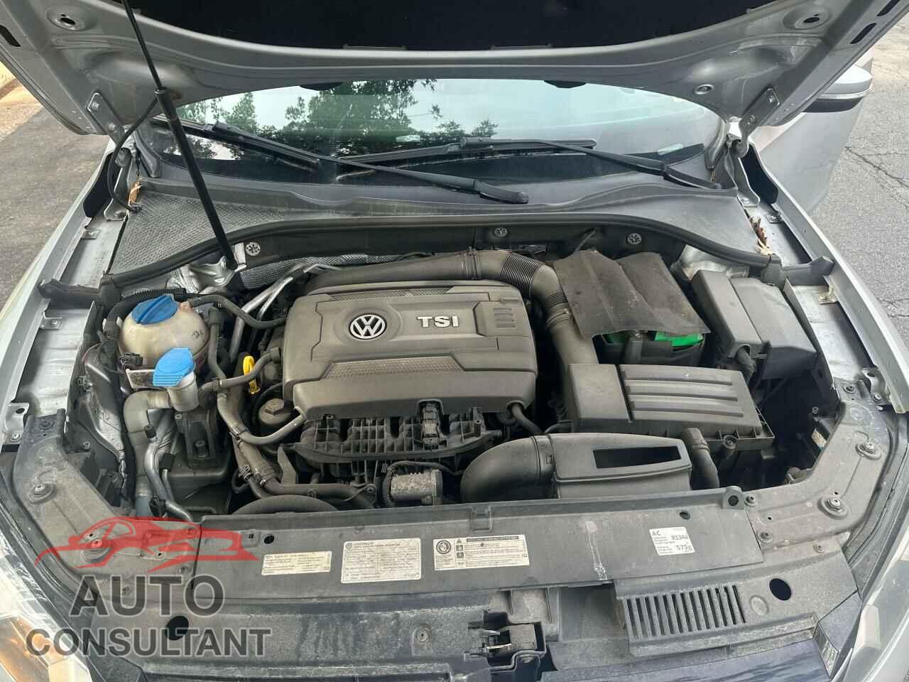 VOLKSWAGEN PASSAT 2014 - 1VWAT7A34EC065367