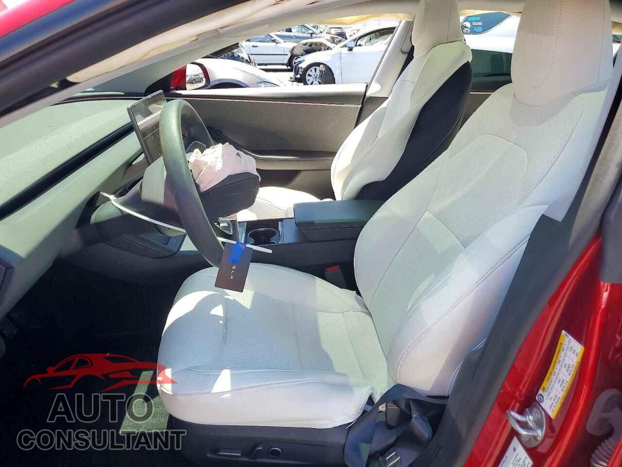 TESLA MODEL 3 2025 - 5YJ3E1EA7SF006615