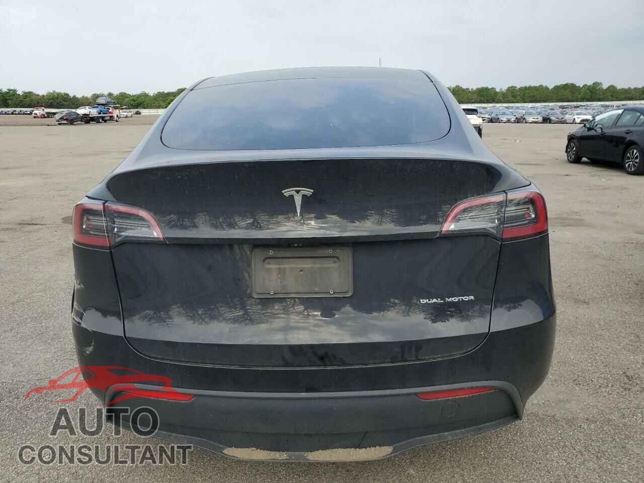 TESLA MODEL Y 2023 - 7SAYGDEE6PA053453