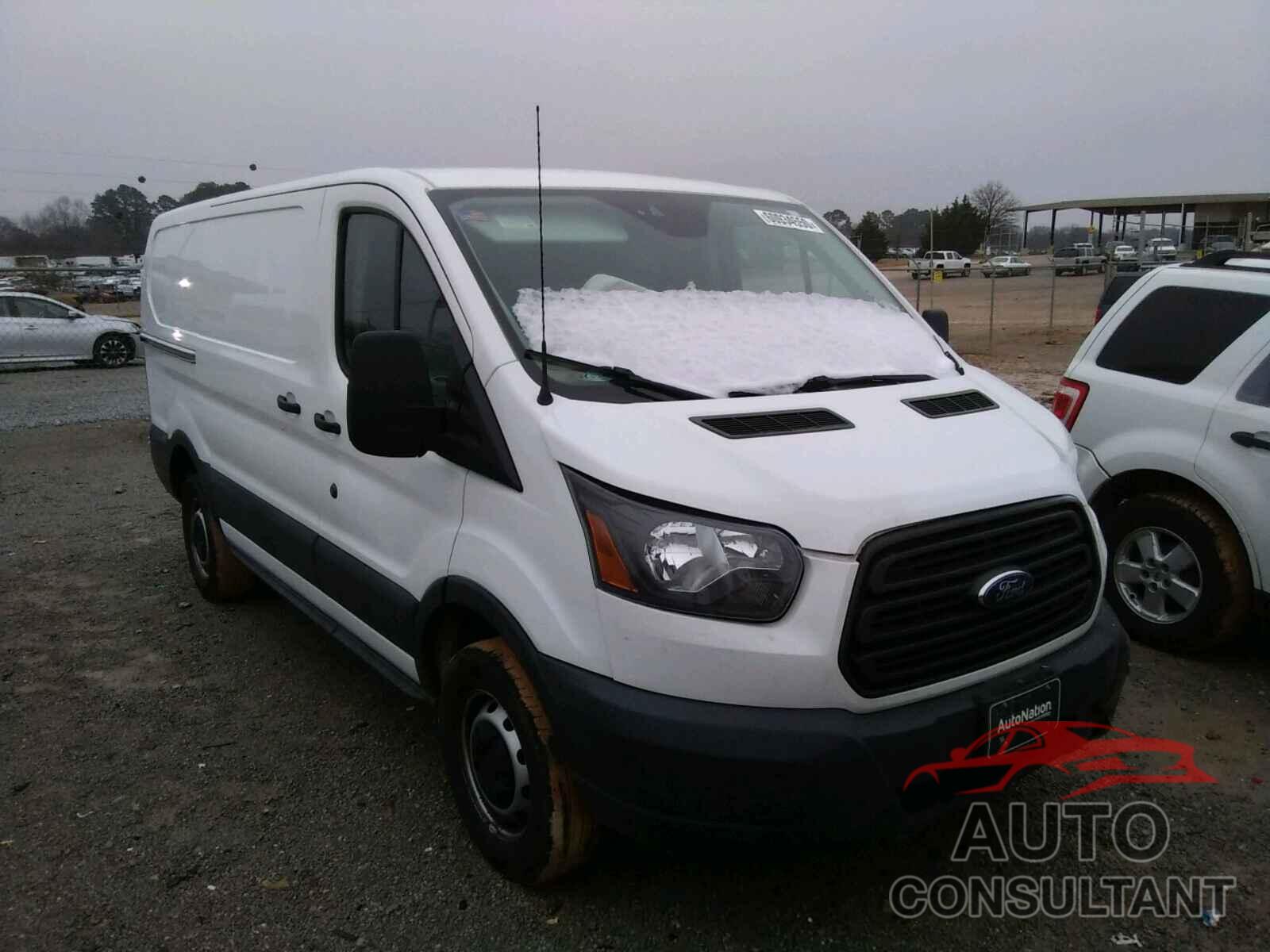 FORD TRANSIT CO 2018 - 1FTYR1YM9JKA60404