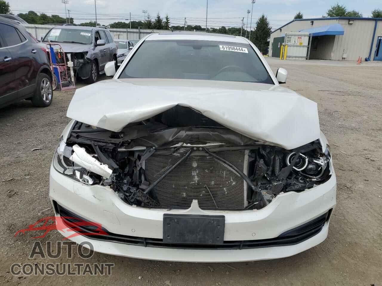 BMW 5 SERIES 2018 - WBAJE7C52JWC55284