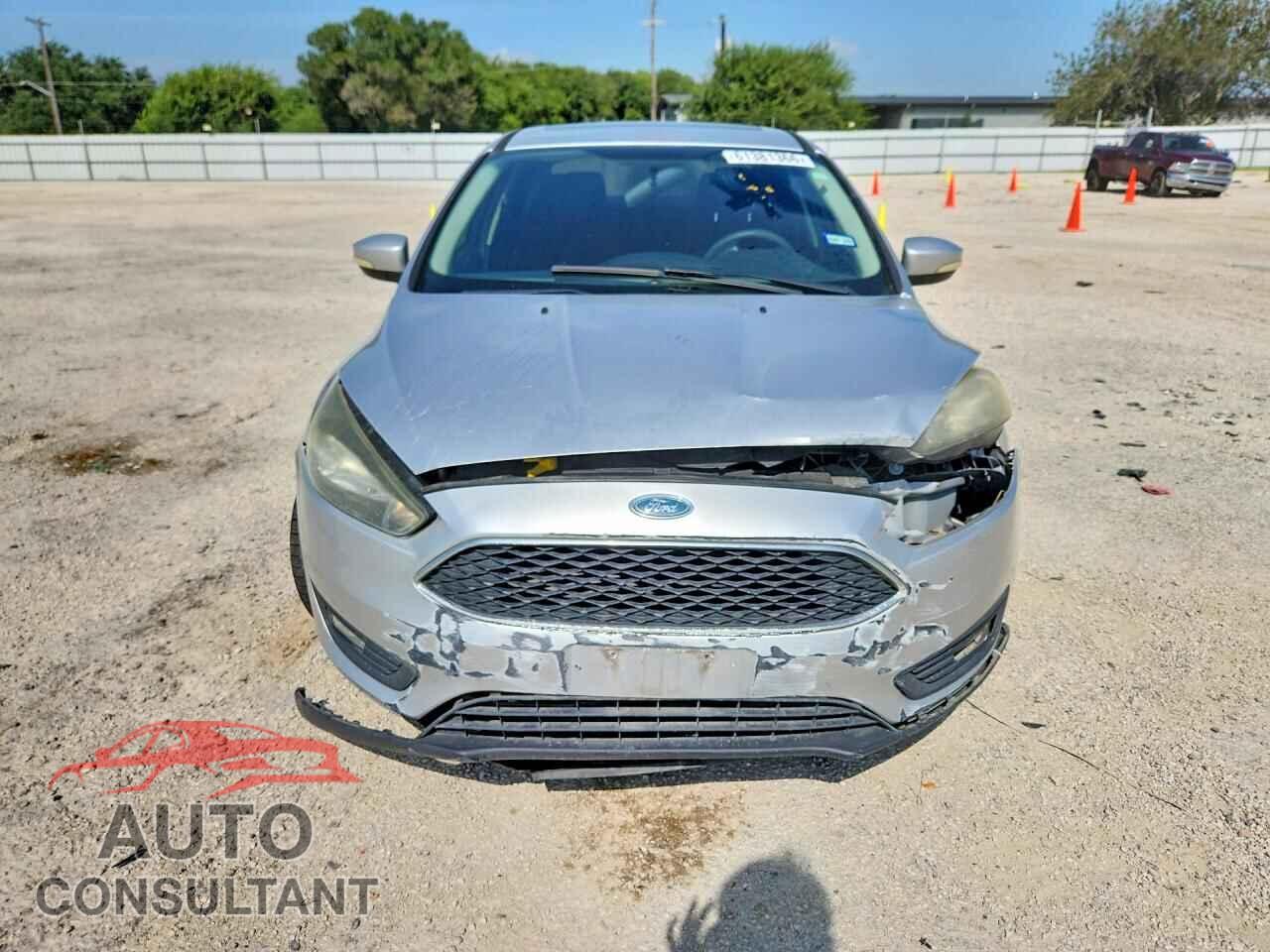 FORD FOCUS 2017 - 1FADP3H21HL256619