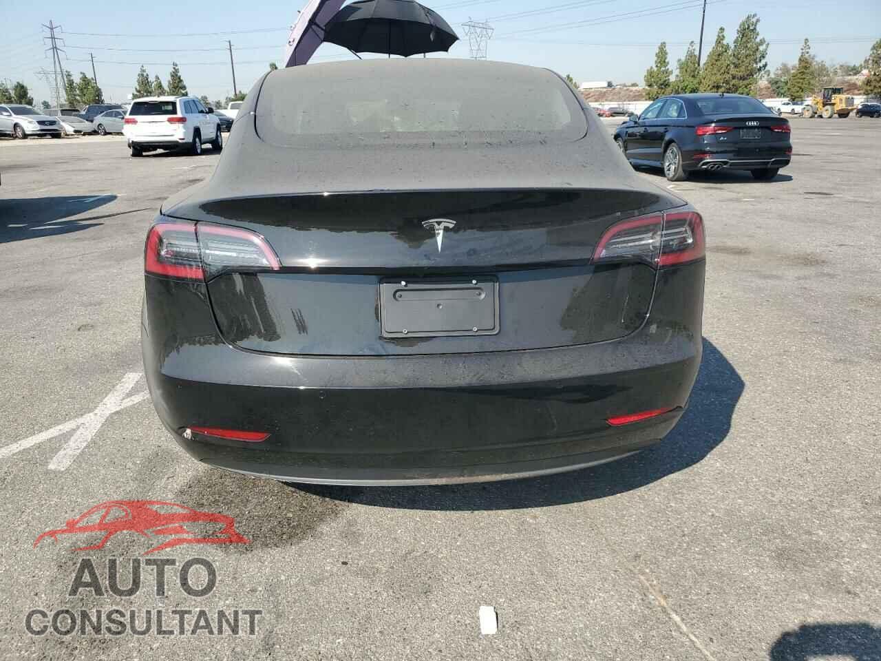 TESLA MODEL 3 2021 - 5YJ3E1EA2MF939261