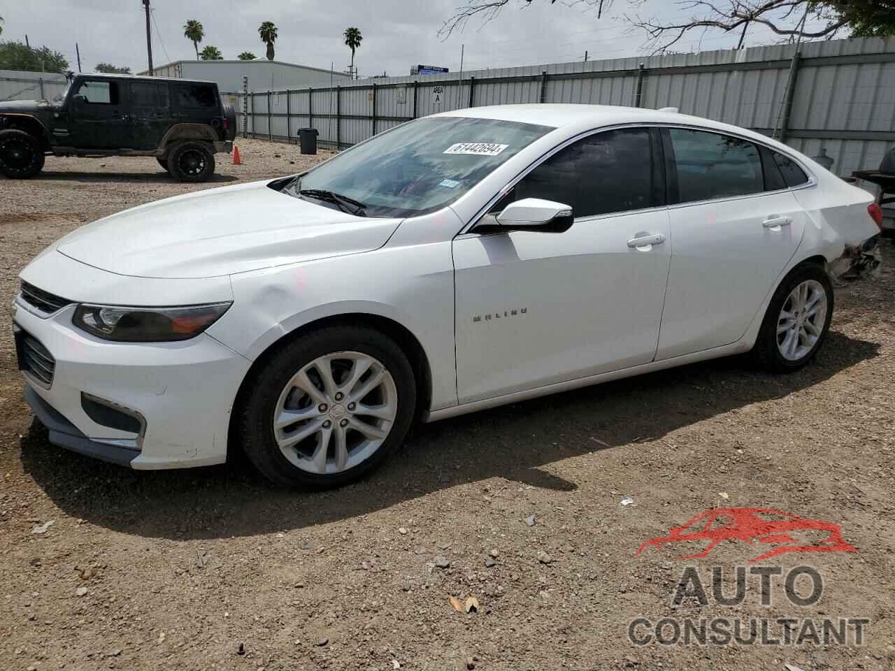 CHEVROLET MALIBU 2017 - 1G1ZE5ST0HF132982