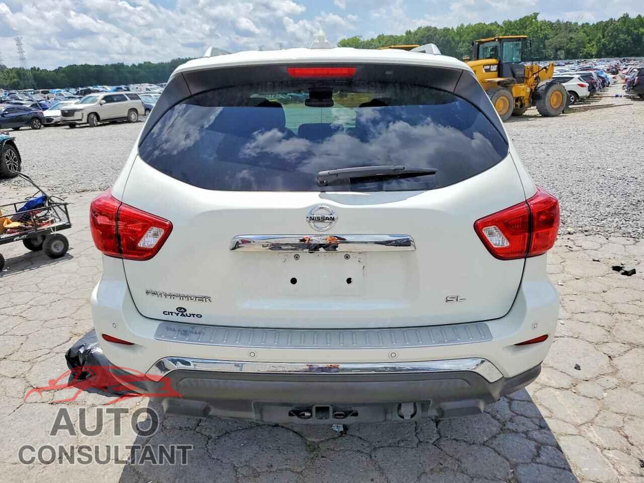 NISSAN PATHFINDER 2017 - 5N1DR2MN2HC692518