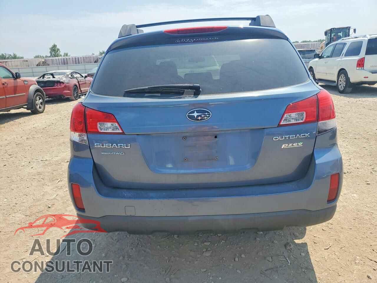 SUBARU OUTBACK 2013 - 4S4BRBCC5D3302755