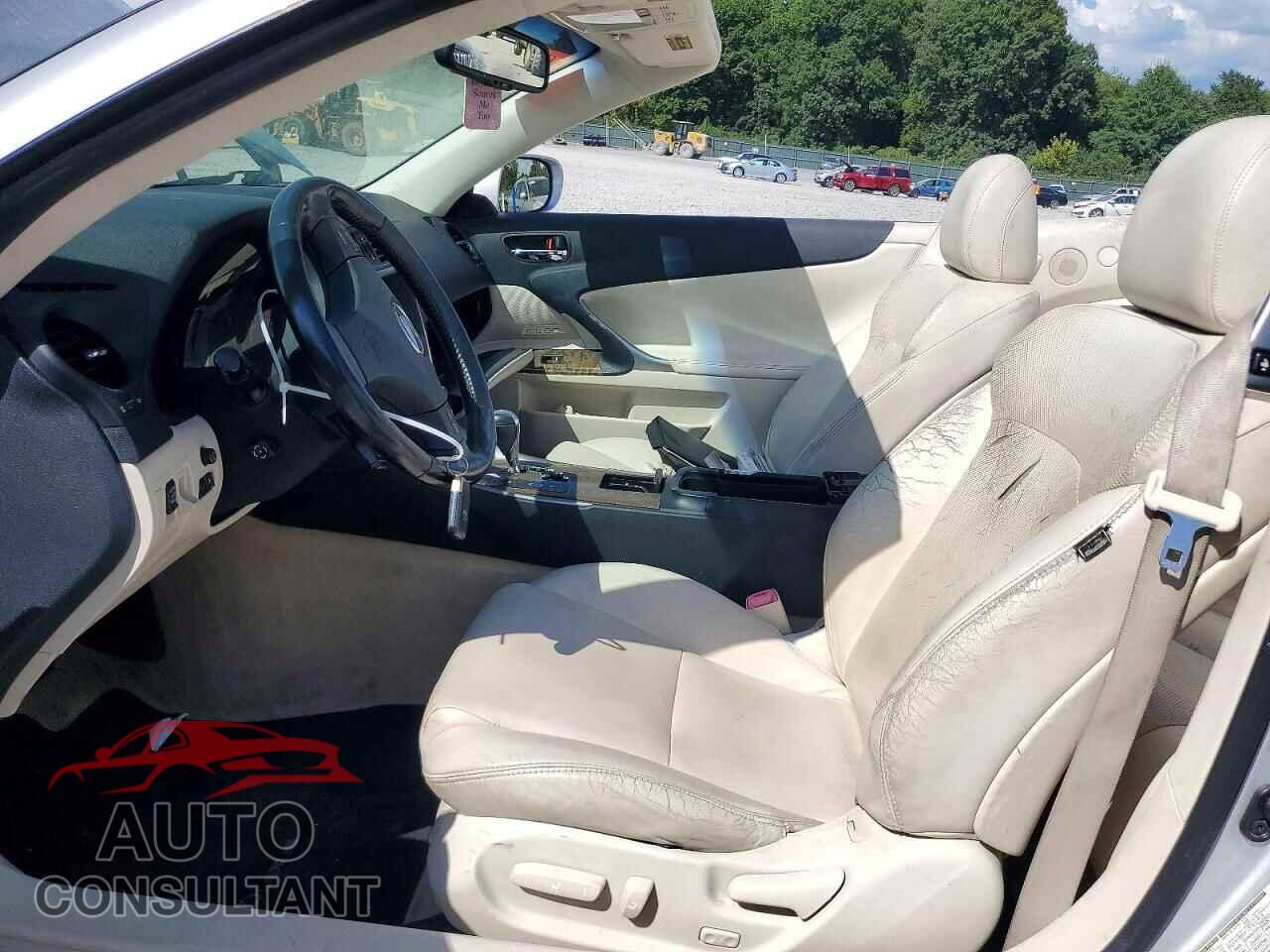 LEXUS IS 2010 - JTHFE2C22A2502372