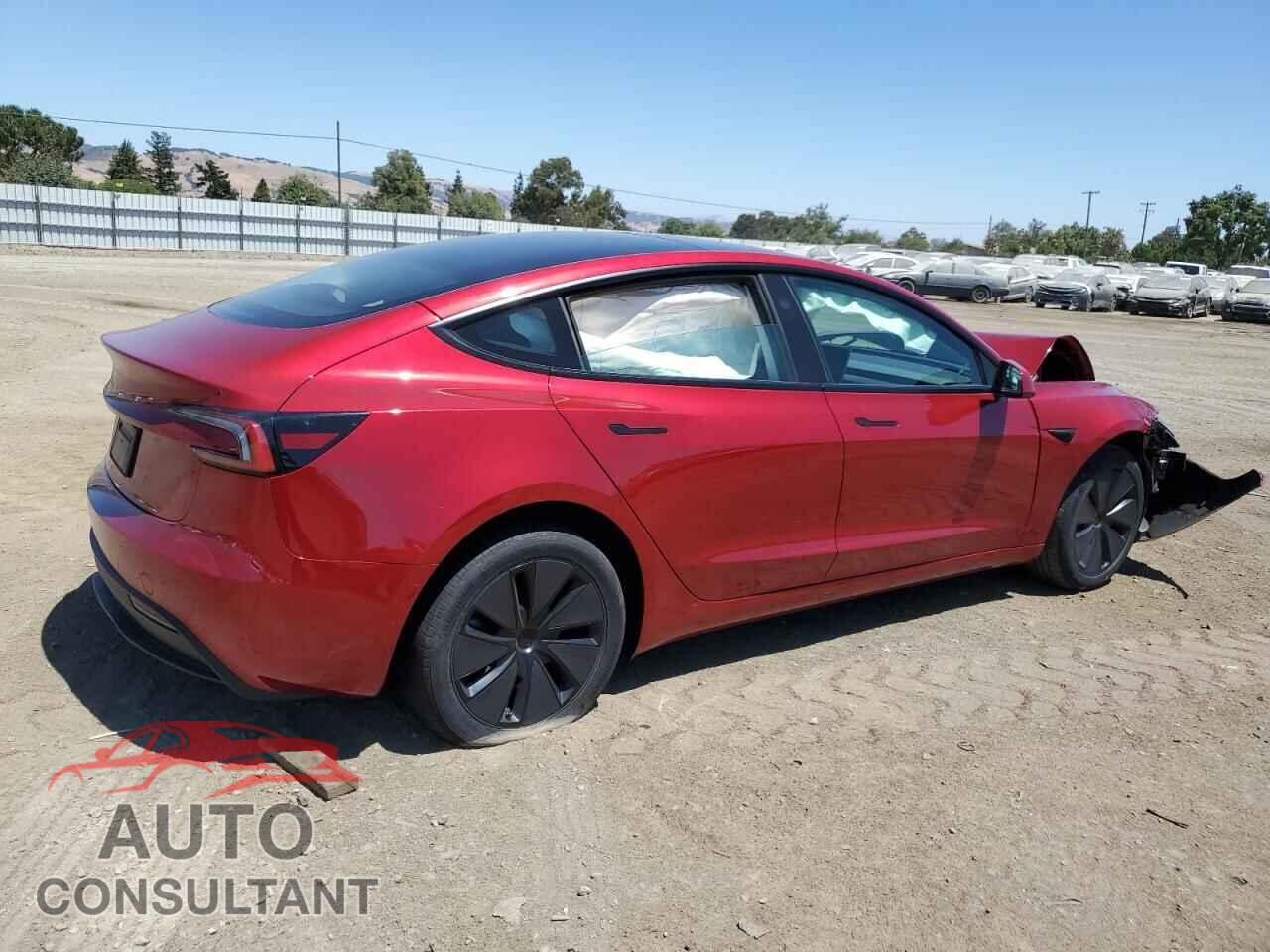 TESLA MODEL 3 2024 - 5YJ3E1EAXRF738294
