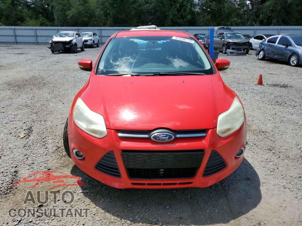 FORD FOCUS 2014 - 1FADP3K29EL323455