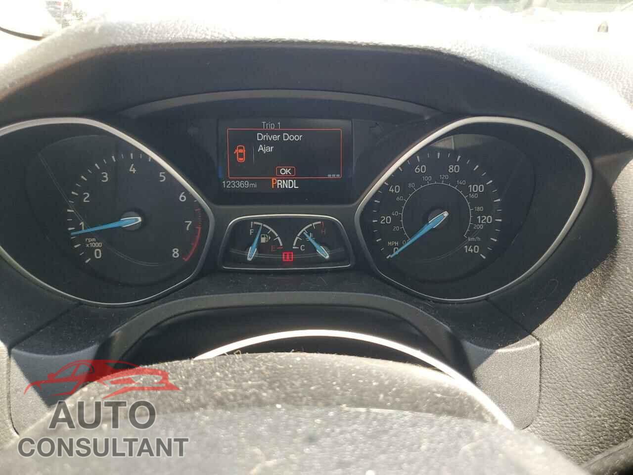FORD FOCUS 2017 - 1FADP3E2XHL289154
