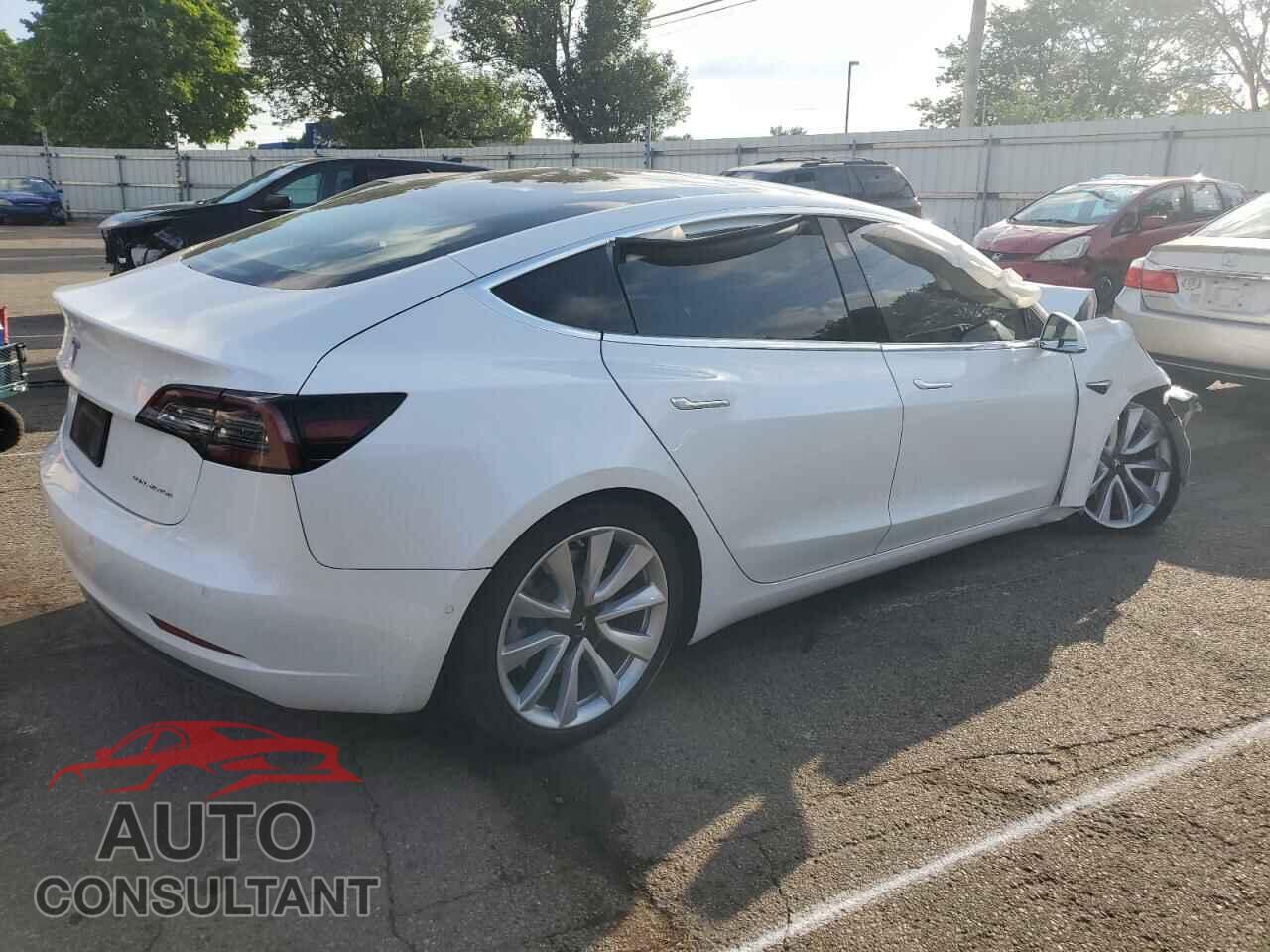 TESLA MODEL 3 2019 - 5YJ3E1EB5KF498523