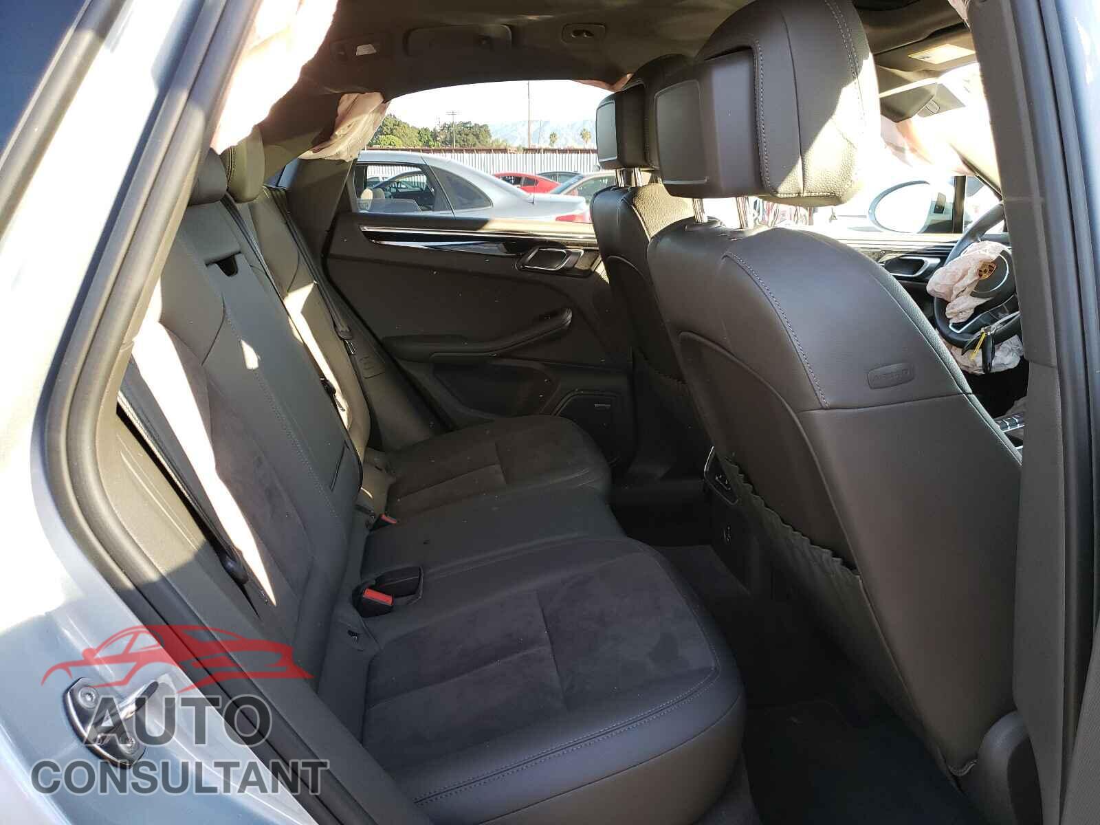PORSCHE MACAN 2019 - WP1AA2A59KLB01688