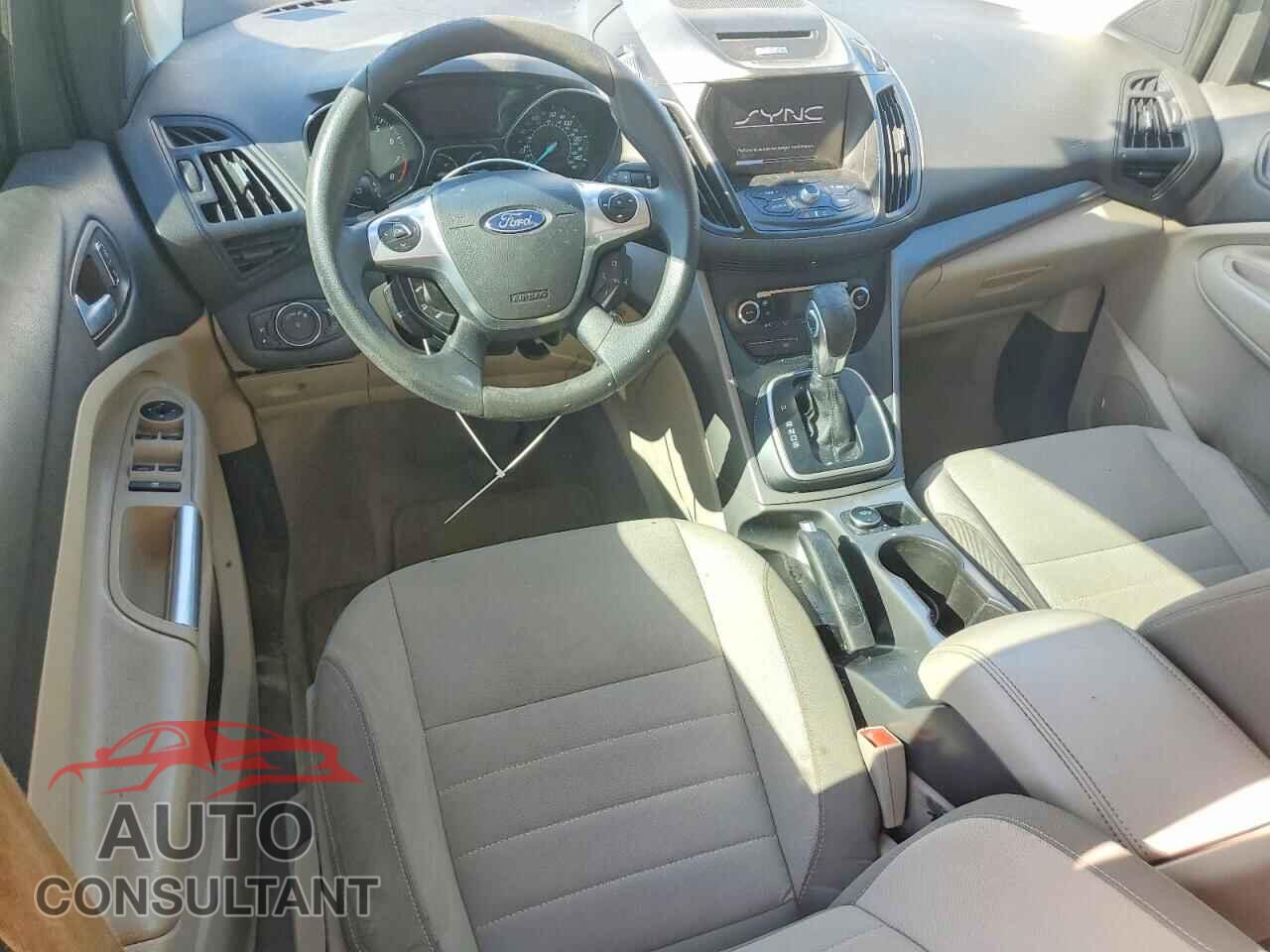 FORD ESCAPE 2013 - 1FMCU0G90DUB90155