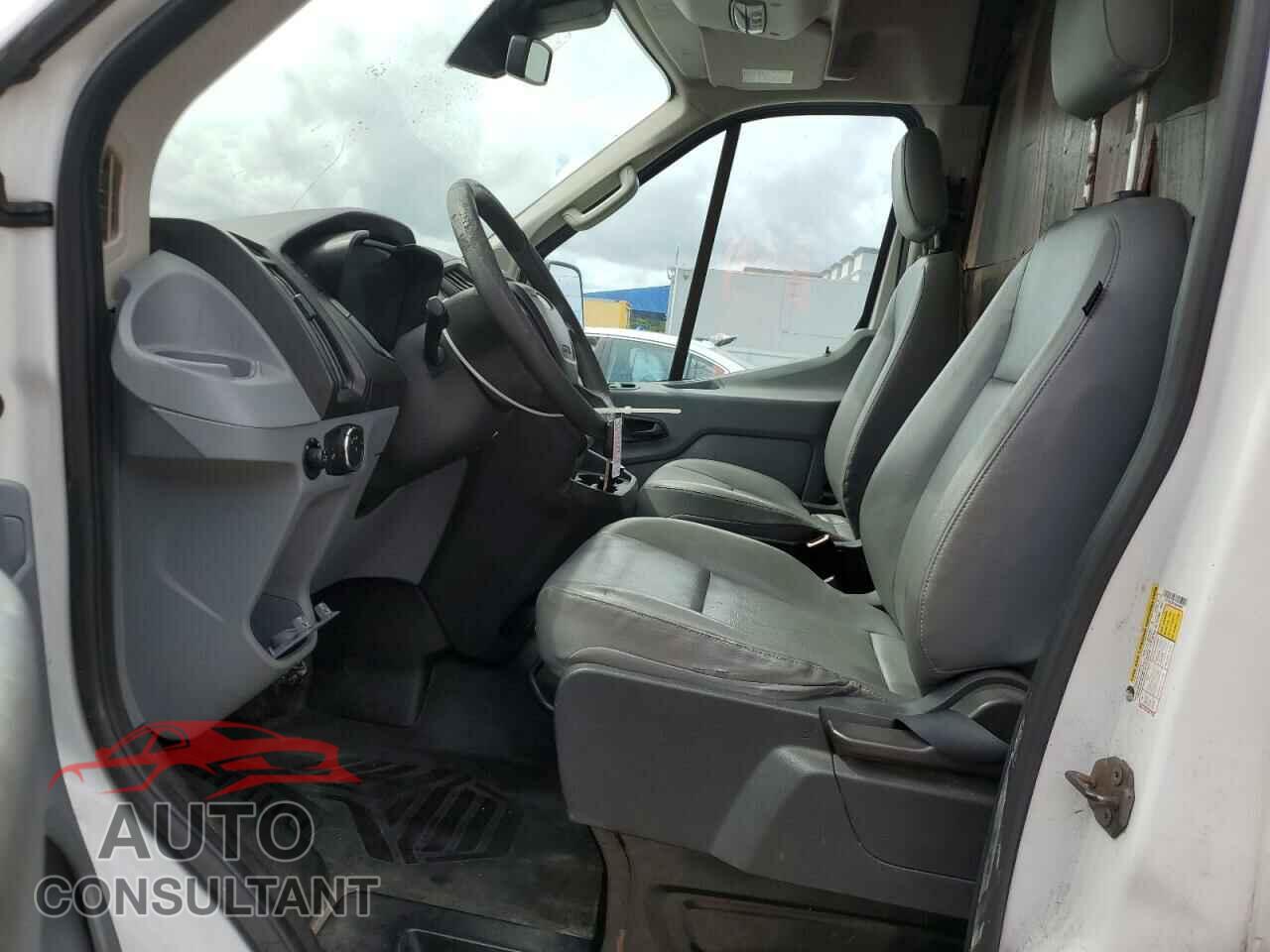 FORD TRANSIT 2017 - 1FTYR2CM7HKA08891