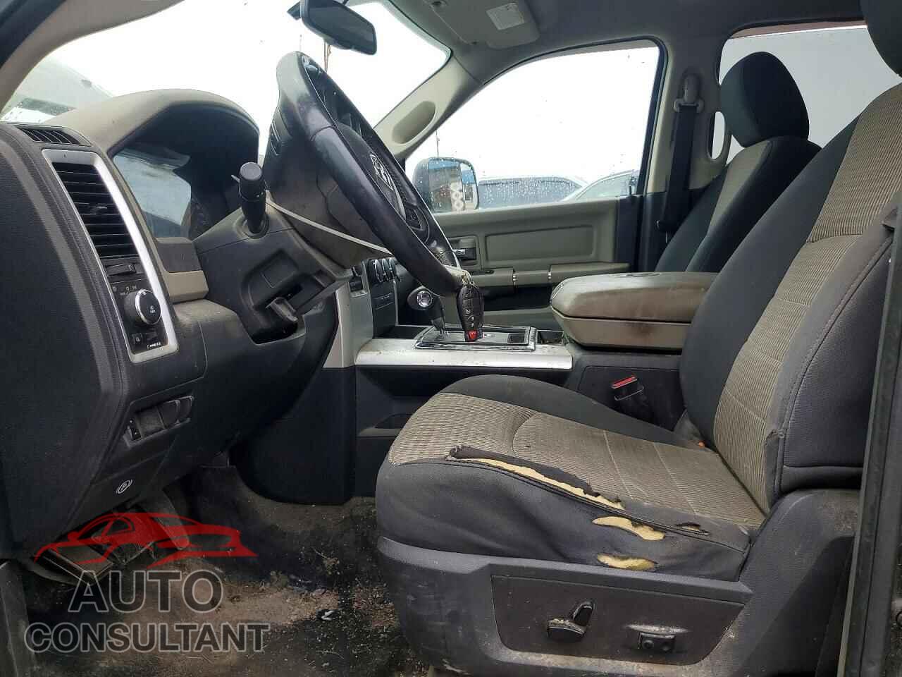 DODGE RAM 1500 2012 - 1C6RD7LT8CS217595