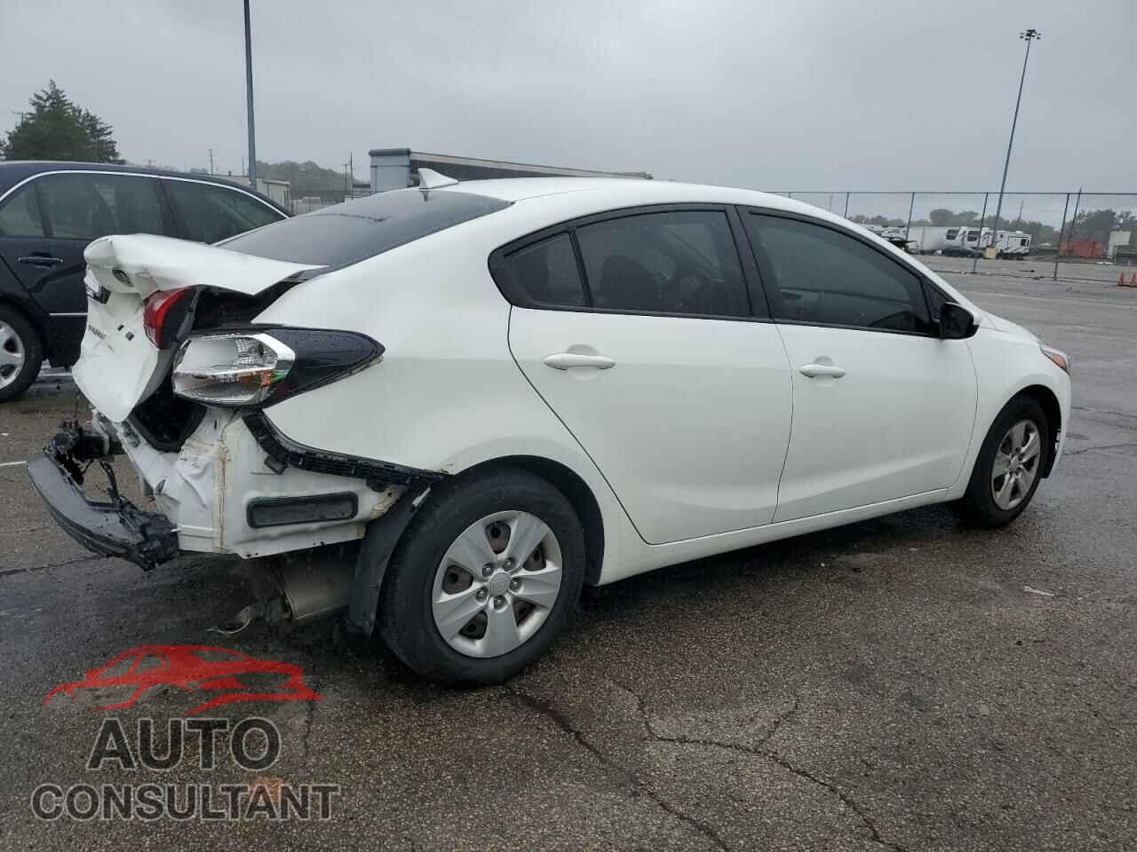 KIA FORTE 2017 - 3KPFK4A7XHE141815