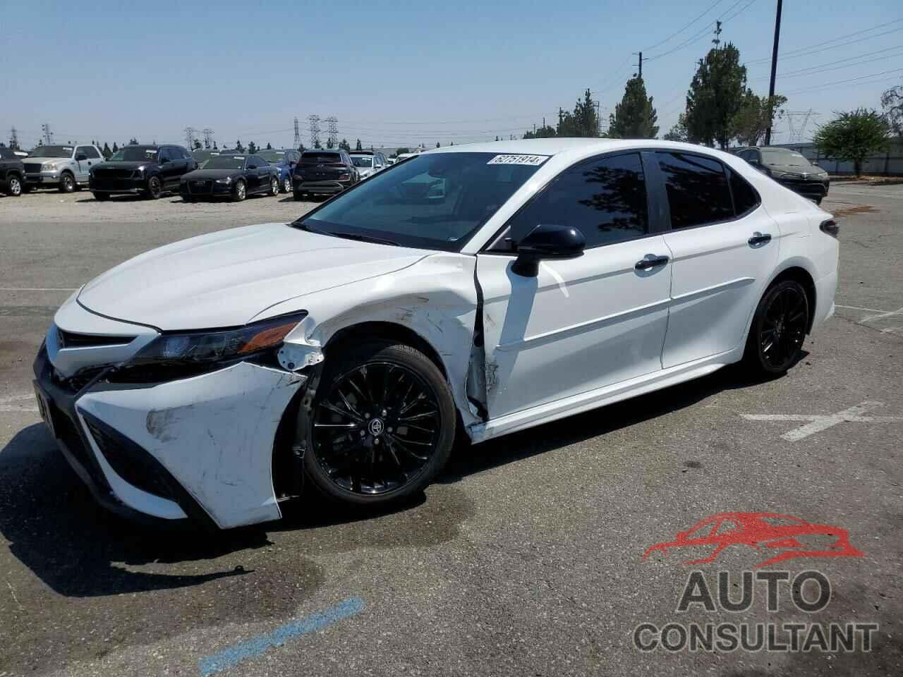 TOYOTA CAMRY 2021 - 4T1G11AK8MU428328