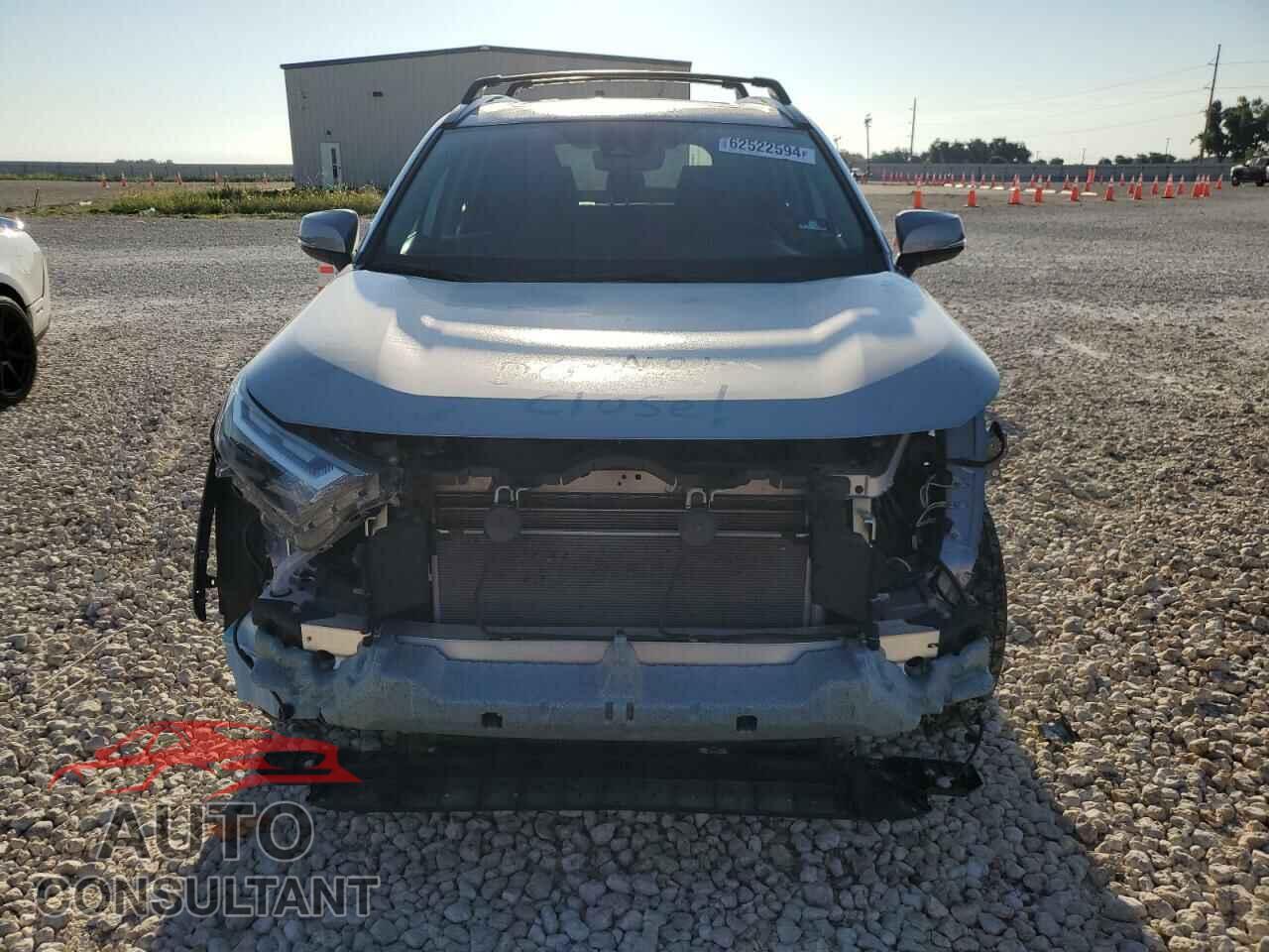 TOYOTA RAV4 2024 - 2T3W1RFV3RC255105