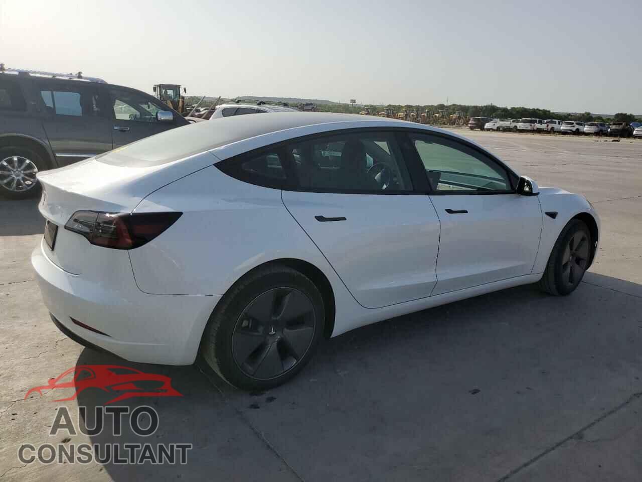 TESLA MODEL 3 2023 - 5YJ3E1EA8PF642922