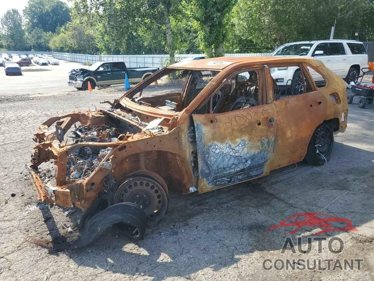 TOYOTA RAV4 2023 - 2T3F1RFV8PC357366