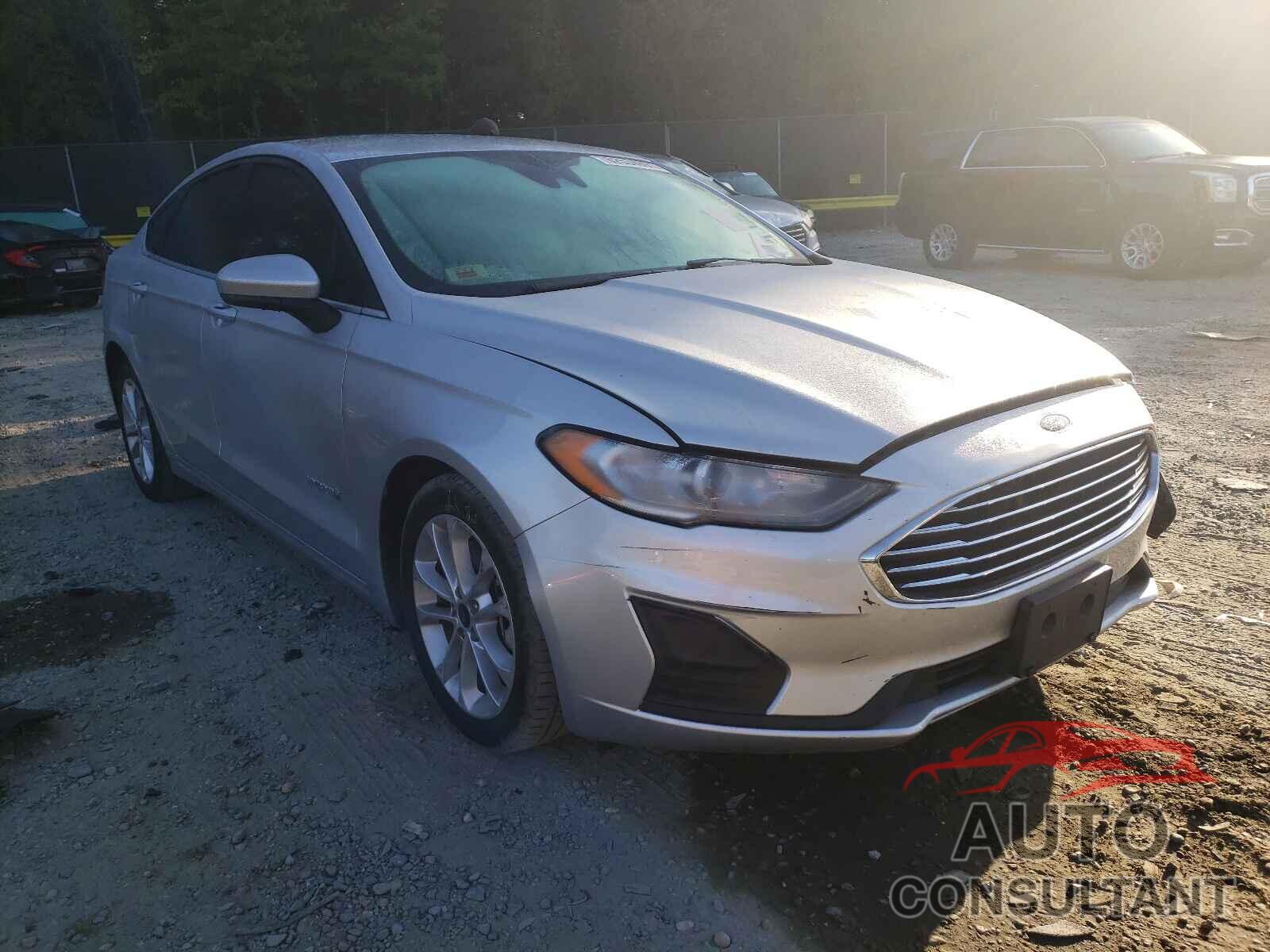 FORD FUSION 2019 - 3FA6P0LU4KR221100