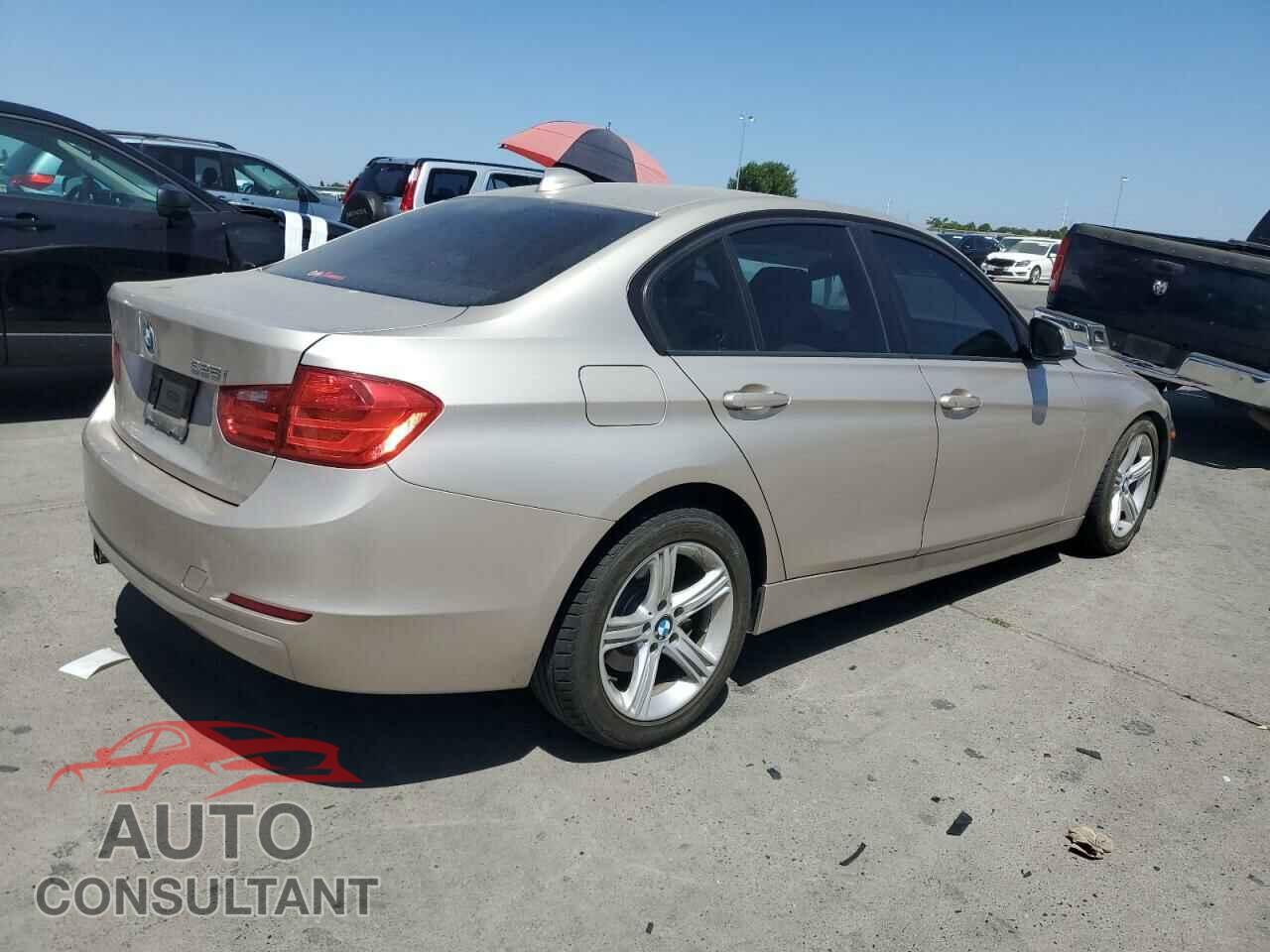 BMW 3 SERIES 2013 - WBA3A5C5XDF603603