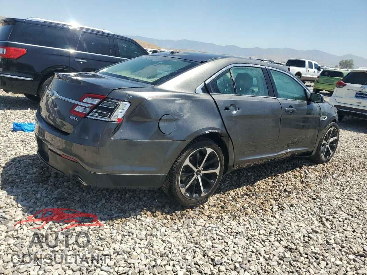FORD TAURUS 2015 - 1FAHP2E87FG183122