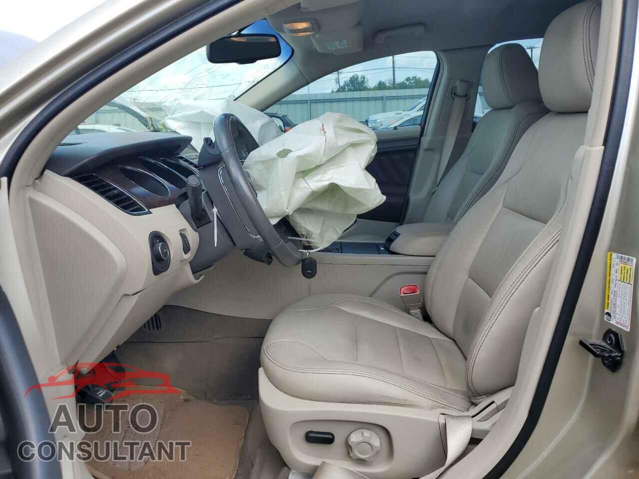 FORD TAURUS 2011 - 1FAHP2EW8BG172705