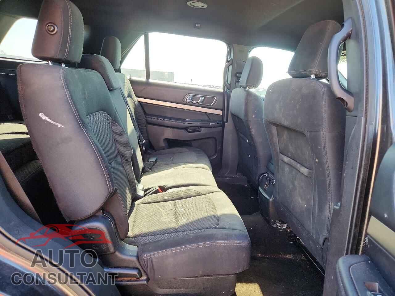 FORD EXPLORER 2018 - 1FM5K7DHXJGB30221