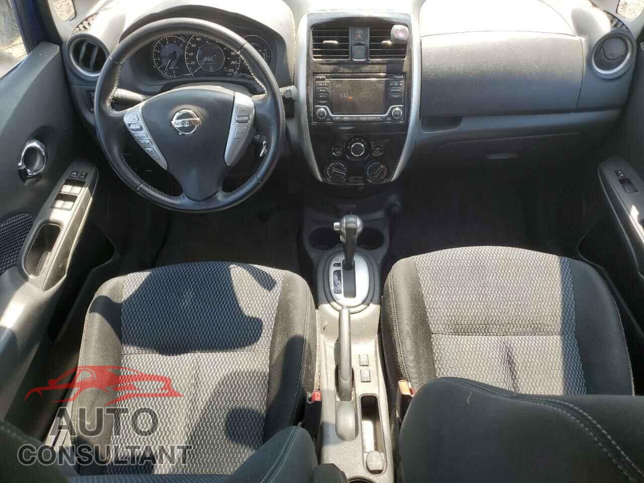 NISSAN VERSA 2017 - 3N1CE2CP8HL361089