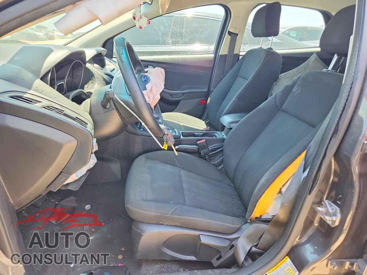 FORD FOCUS 2016 - 1FADP3F26GL226758