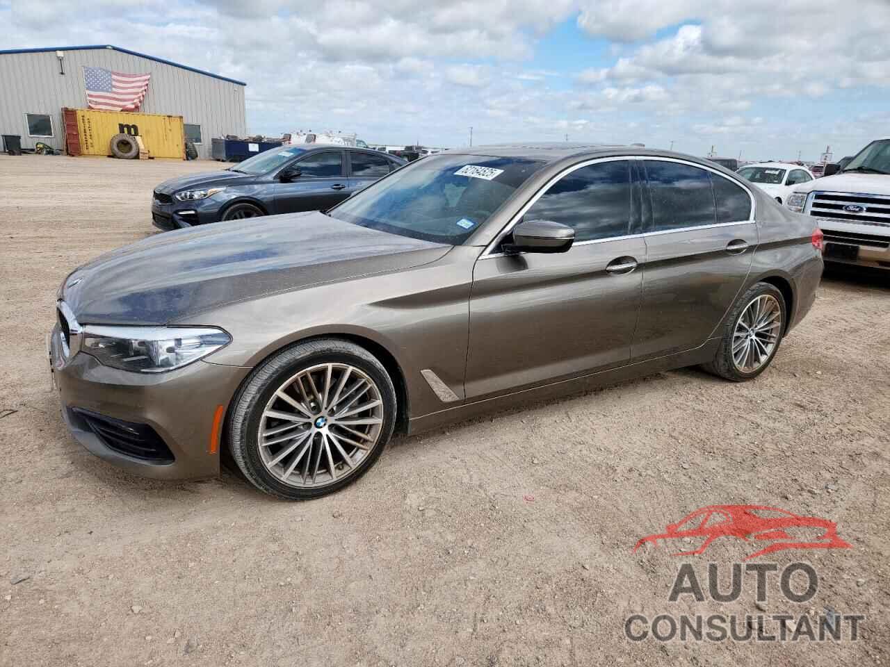 BMW 5 SERIES 2018 - WBAJA5C52JG899083