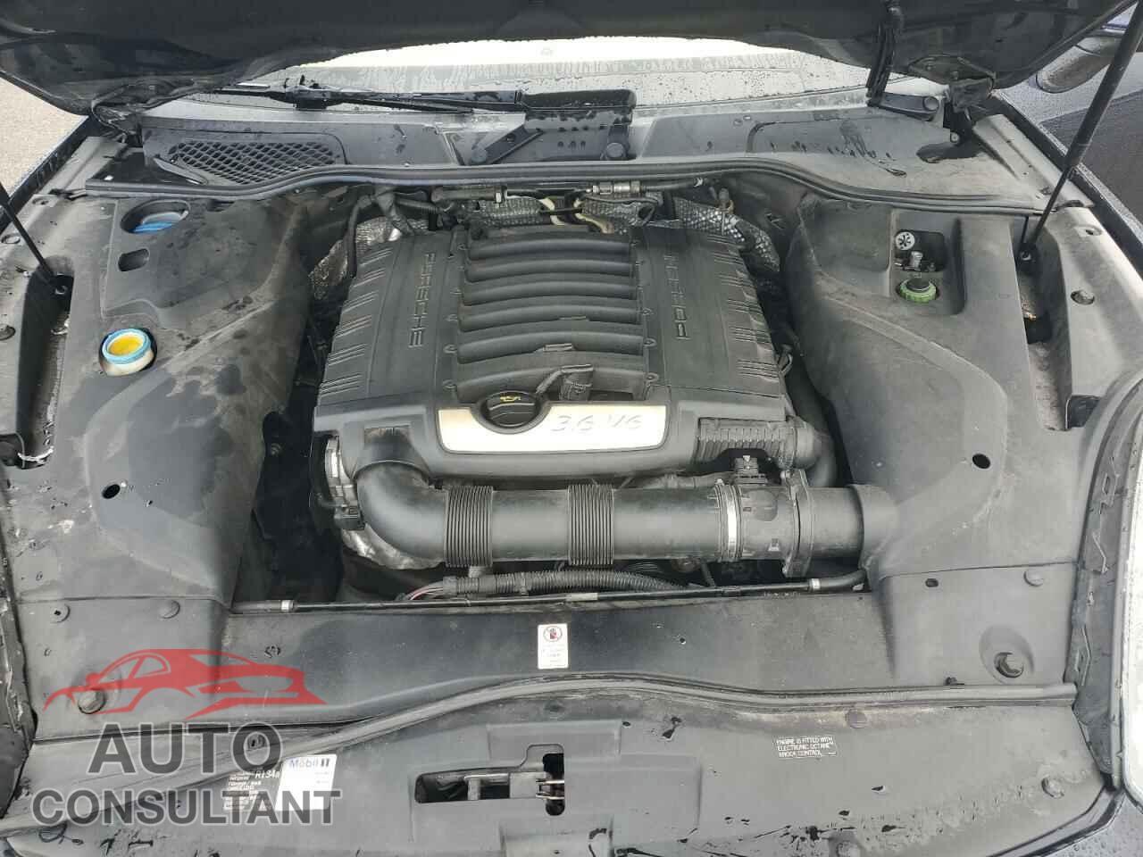 PORSCHE CAYENNE 2016 - WP1AA2A23GKA08913