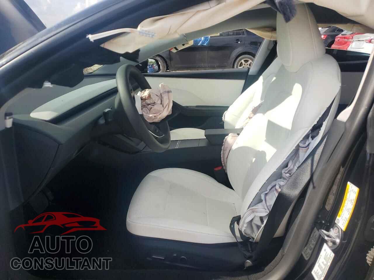 TESLA MODEL 3 2026 - 5YJ3E1EA2TF121849