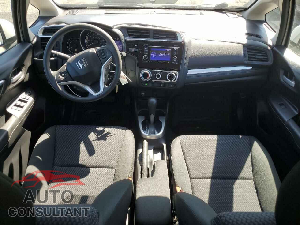 HONDA FIT 2019 - 3HGGK5H44KM740603