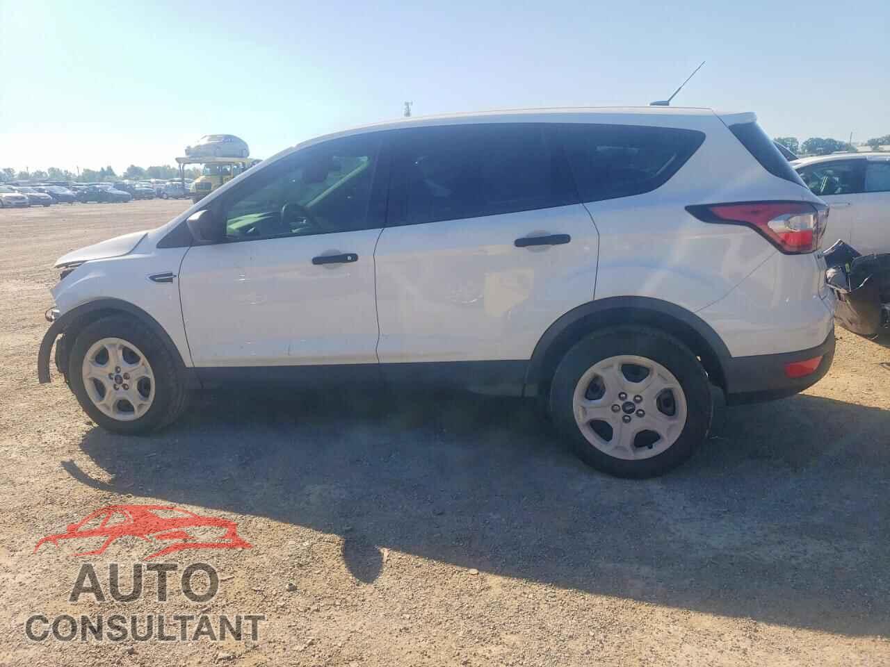 FORD ESCAPE 2018 - 1FMCU0F72JUA67677