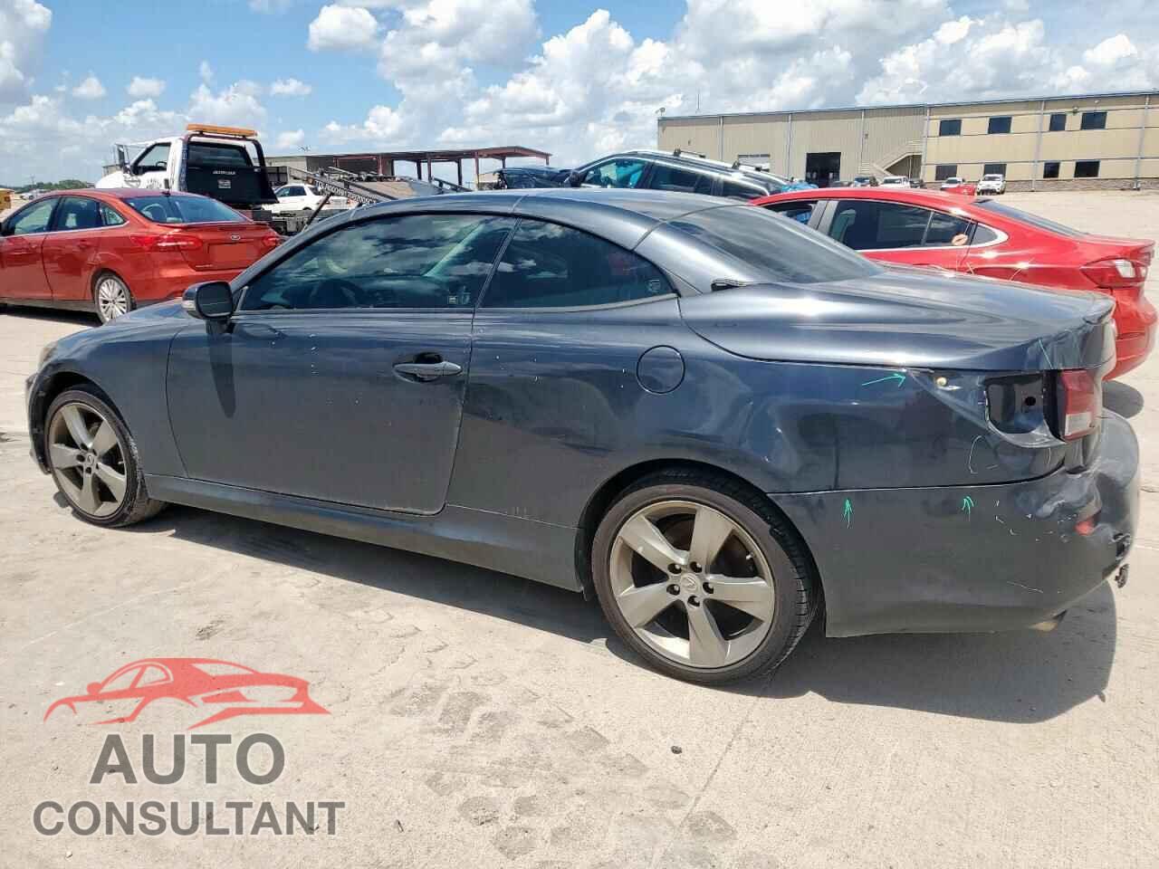 LEXUS IS 2011 - JTHFF2C2XB2519905