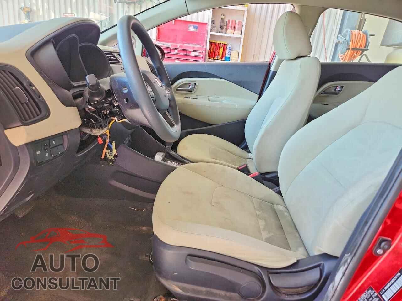 KIA RIO 2013 - KNADM5A3XD6247795