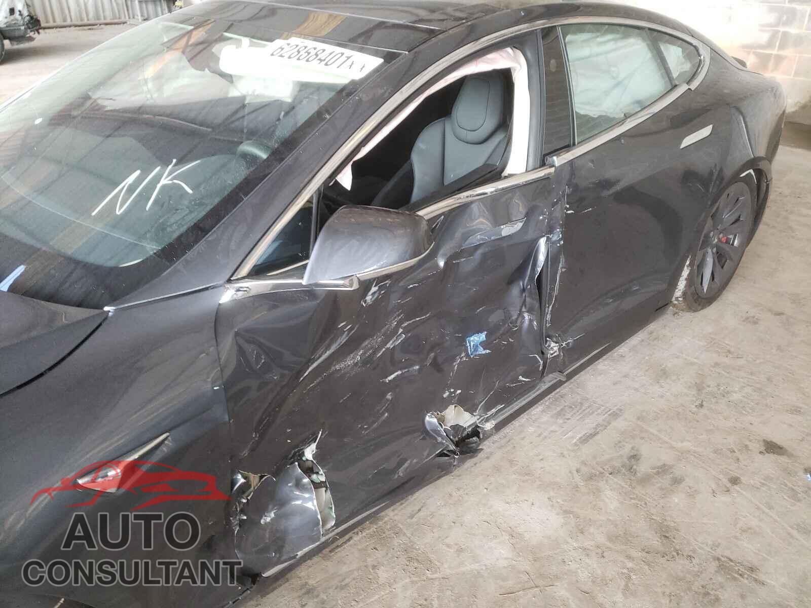 TESLA MODEL S 2018 - 5YJSA1E44JF263425