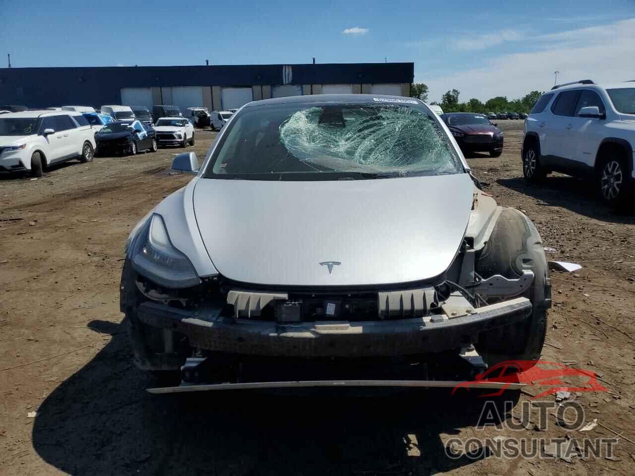 TESLA MODEL 3 2018 - 5YJ3E1EB4JF084924
