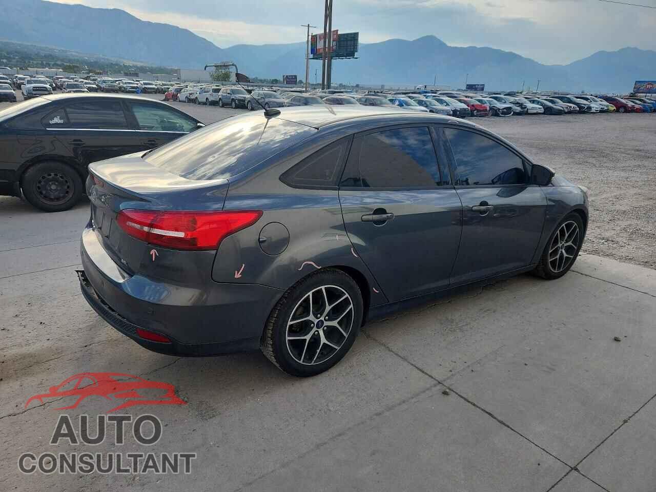 FORD FOCUS 2017 - 1FADP3H29HL332829