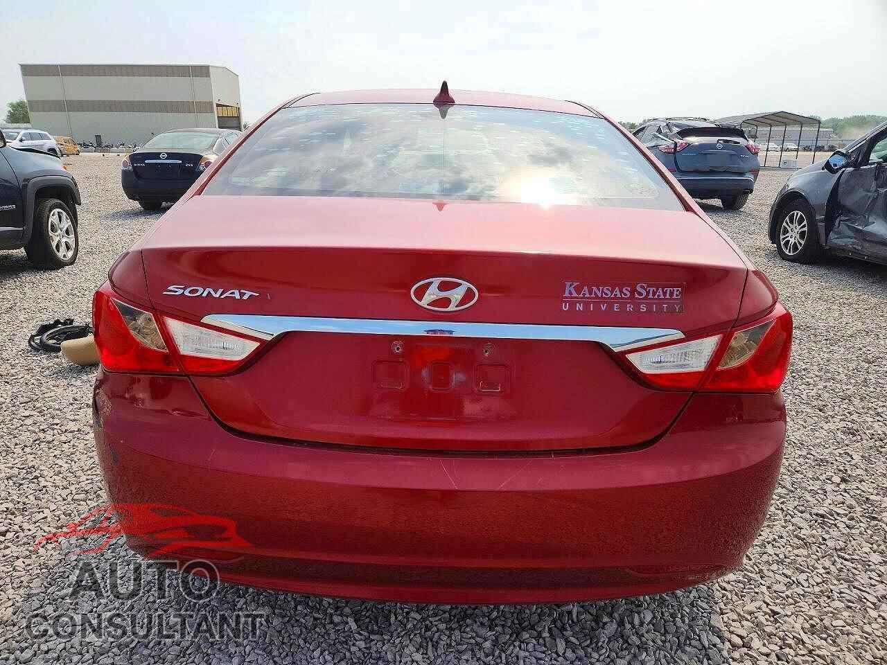 HYUNDAI SONATA 2011 - 5NPEB4AC5BH155102