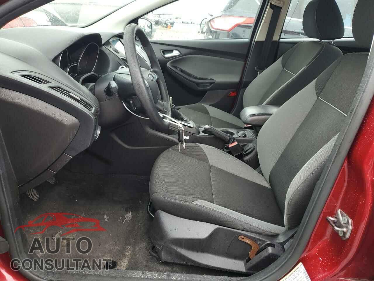 FORD FOCUS 2013 - 1FADP3F25DL284498