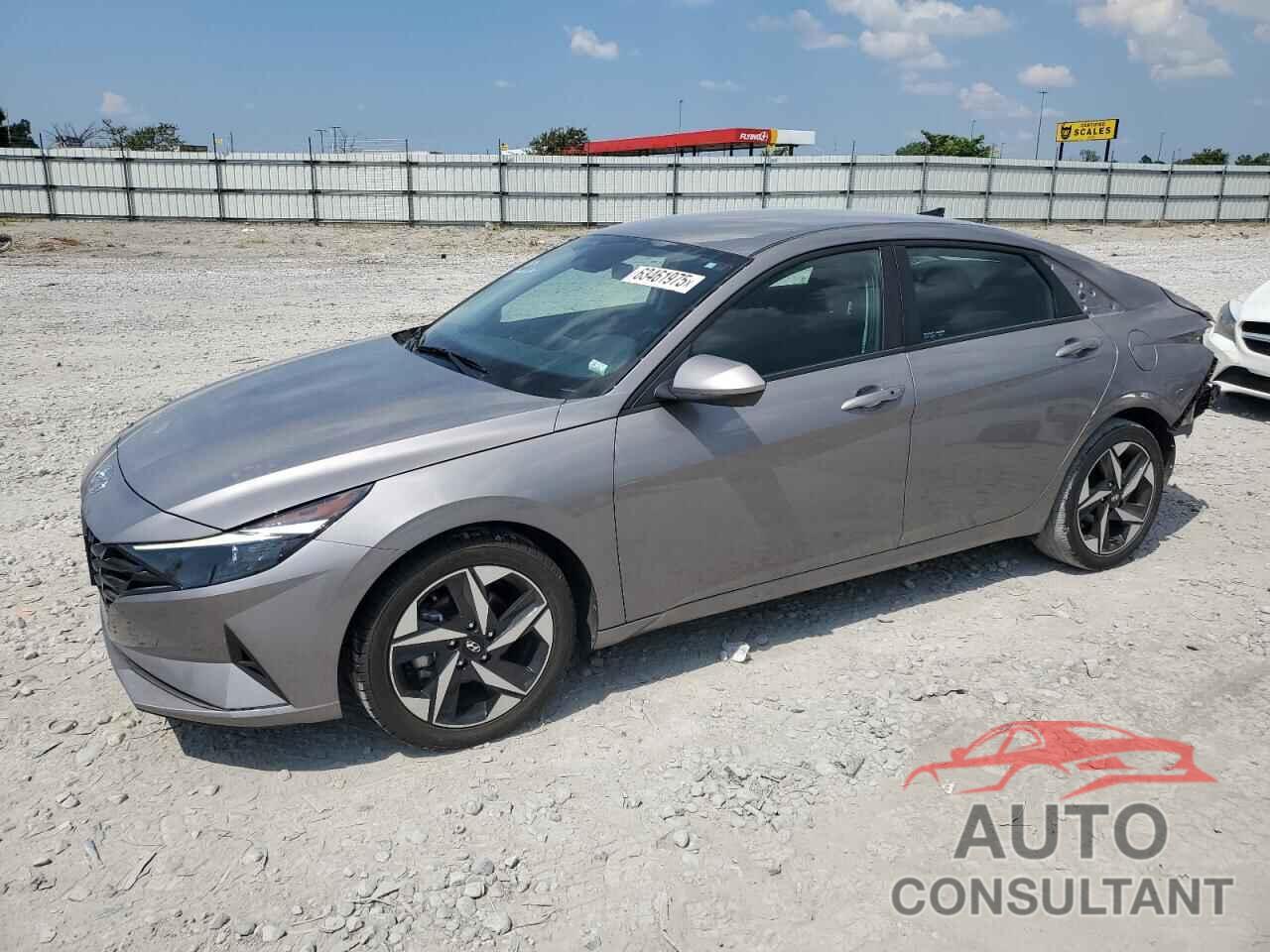 HYUNDAI ELANTRA 2023 - KMHLS4AG8PU552385