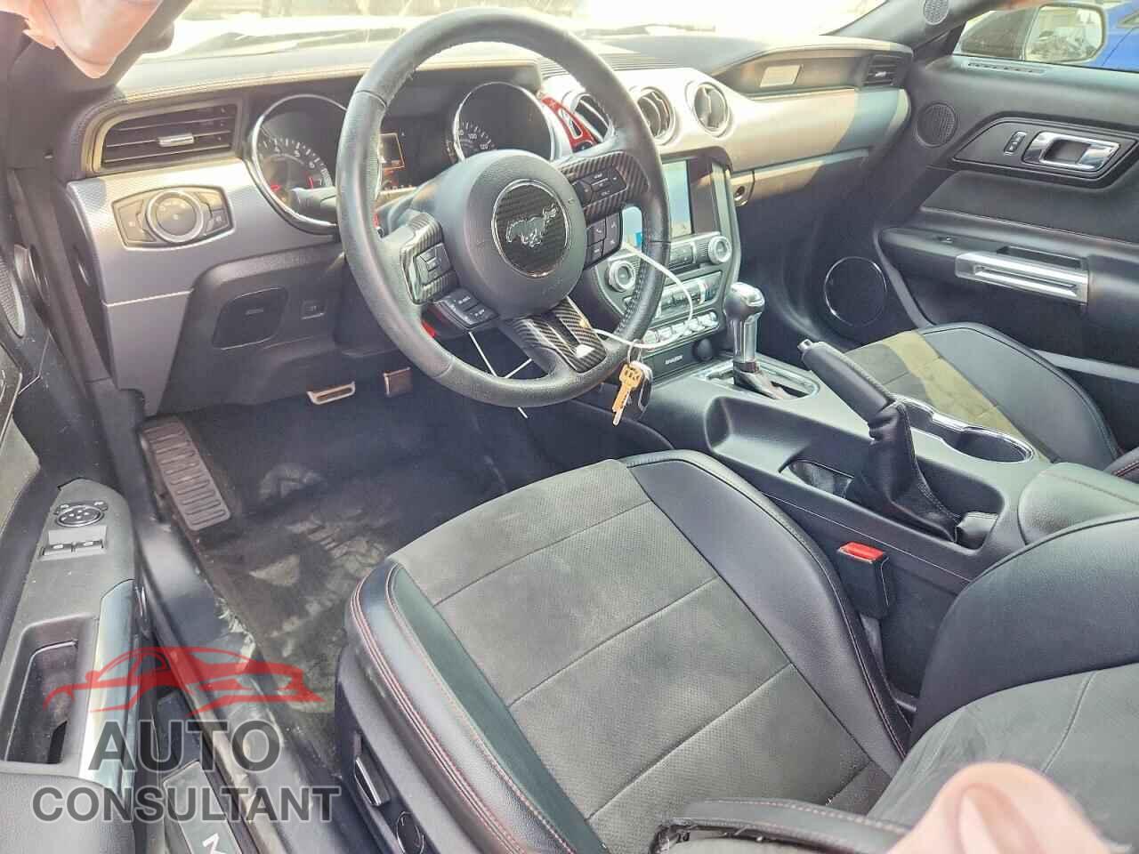 FORD MUSTANG 2017 - 1FA6P8CF2H5239705