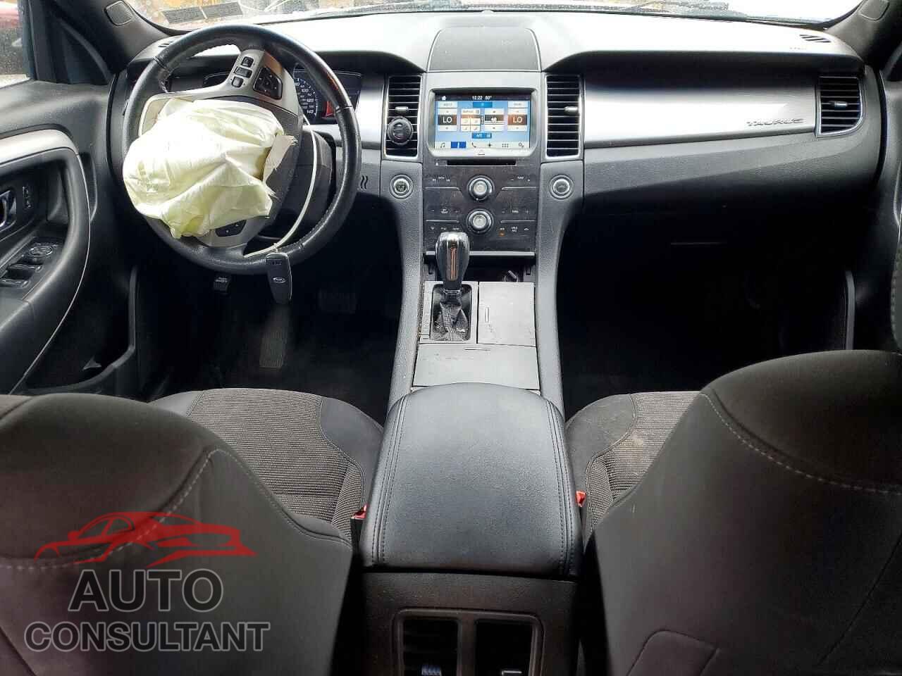 FORD TAURUS 2017 - 1FAHP2E83HG146460